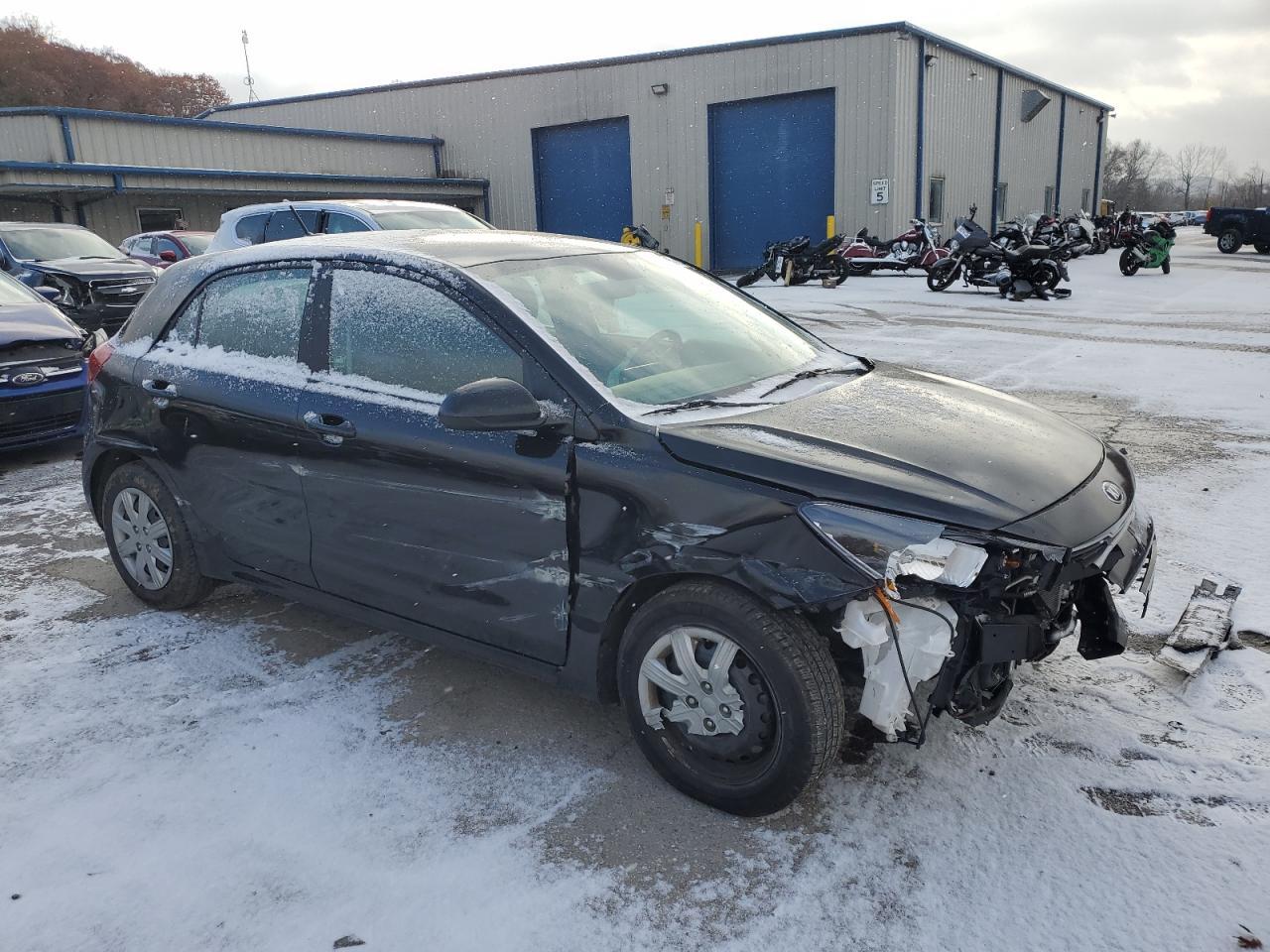 2021 Kia Rio S - Фото 4