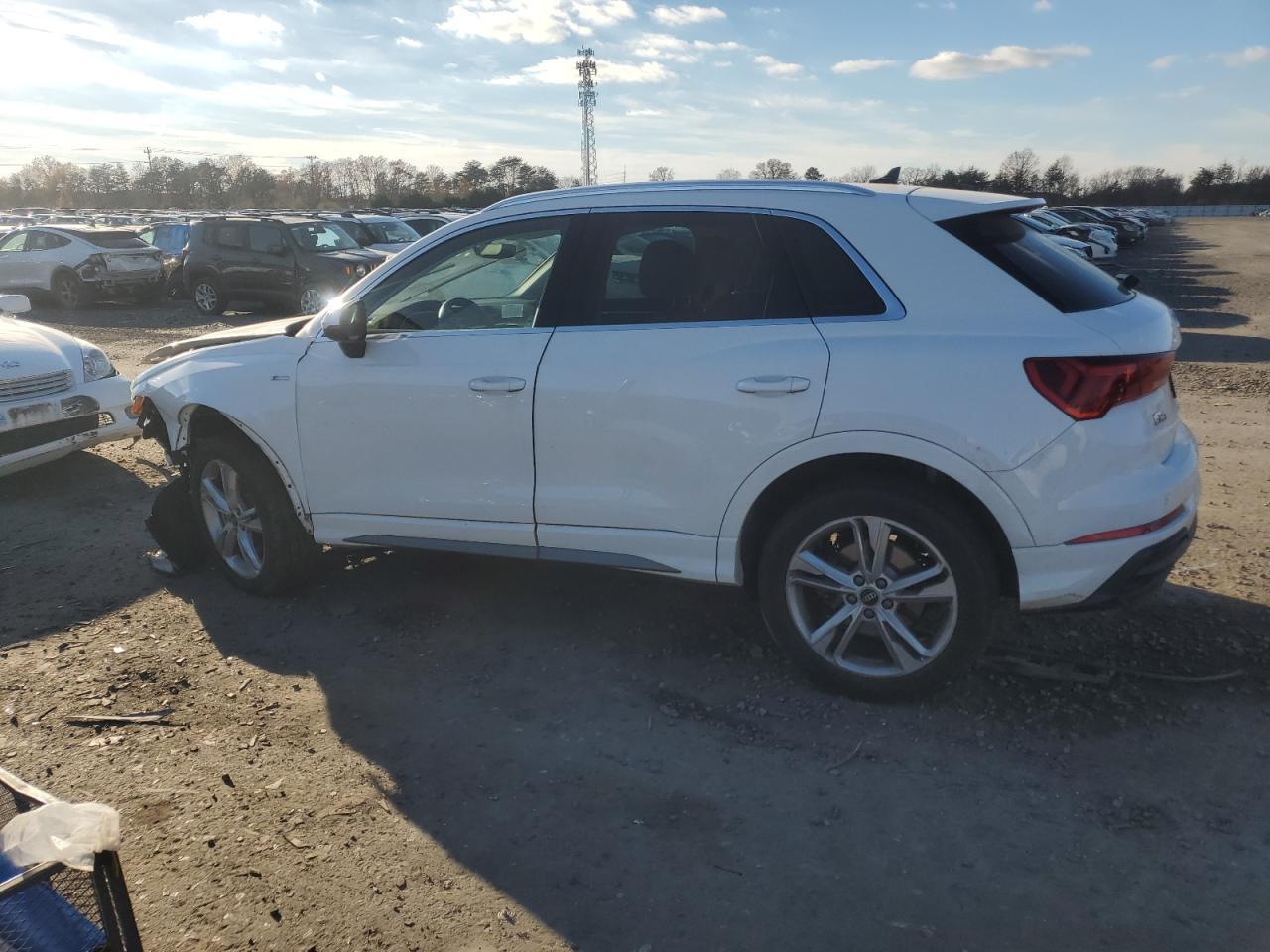 2021 Audi Q3 Premium S Line 45 - Фото 2