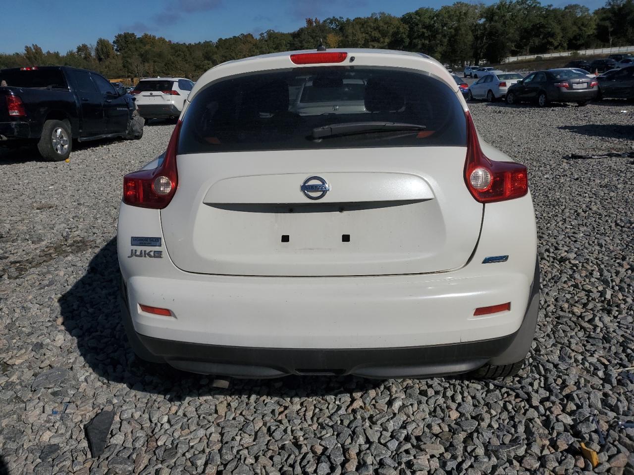2013 Nissan Juke S - Image 6