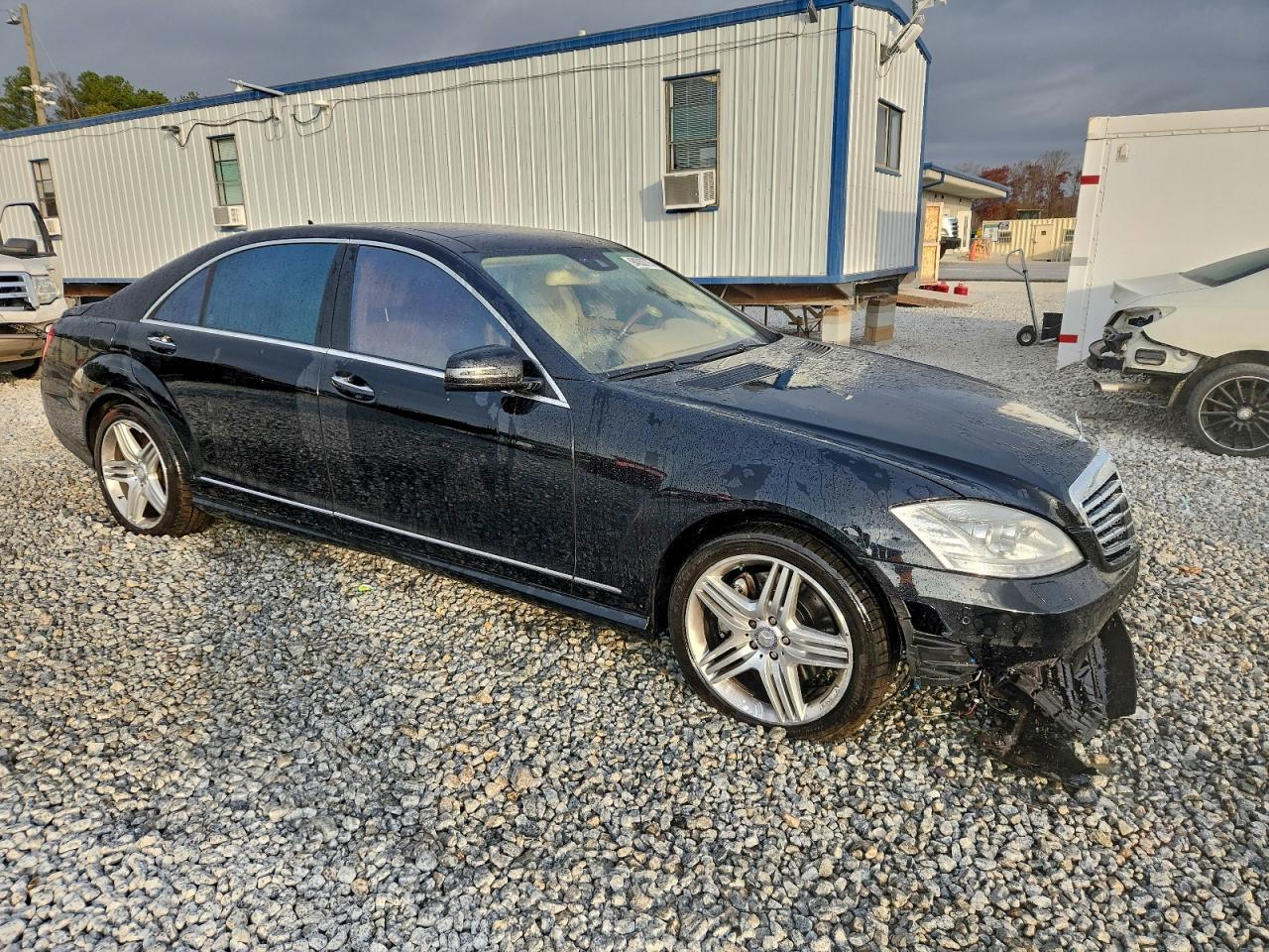 2013 Mercedes-Benz S 550 - Image 4