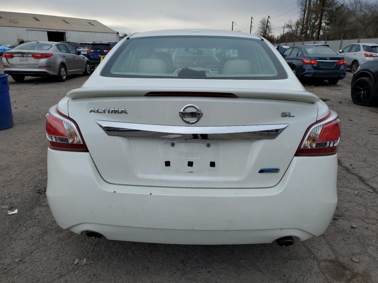 2013 Nissan Altima 2.5 - Фото 6