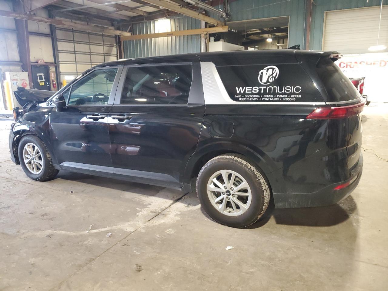 2024 Kia Carnival Lx - Image 2