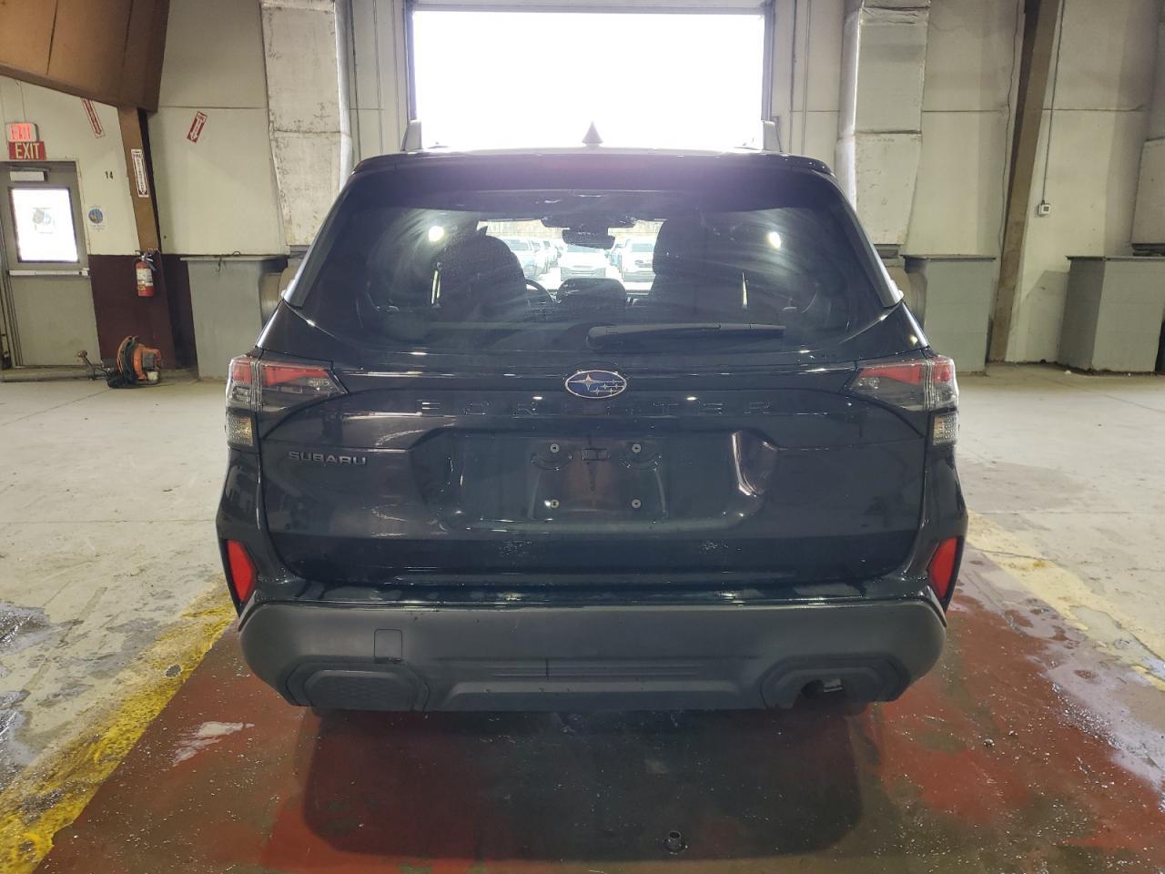 2025 Subaru Forester Premium - Фото 6