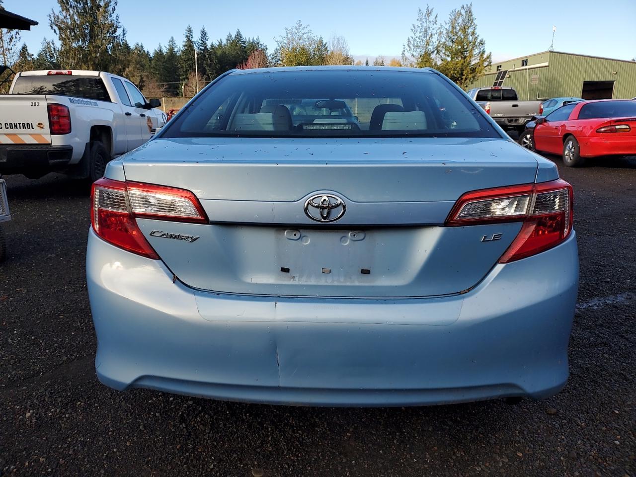 2012 Toyota Camry Base - Фото 6