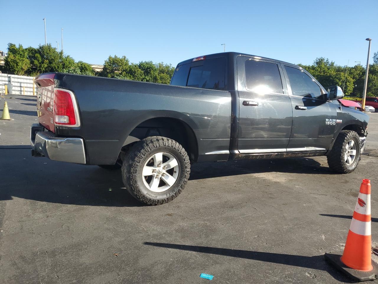 2016 Ram 1500 Longhorn - Фото 3