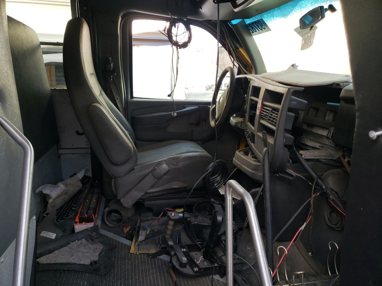 2011 Chevrolet Express School Bus - Image 5