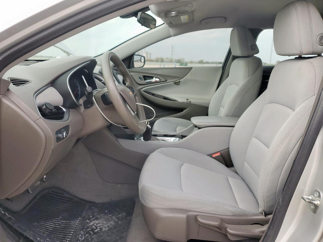 2016 Chevrolet Malibu Ls - Фото 7
