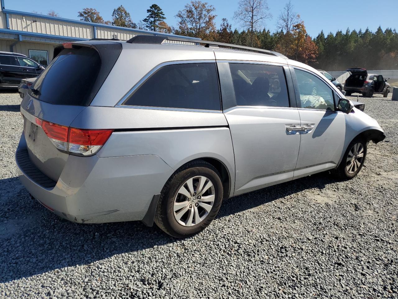 2016 Honda Odyssey Exl - Фото 3
