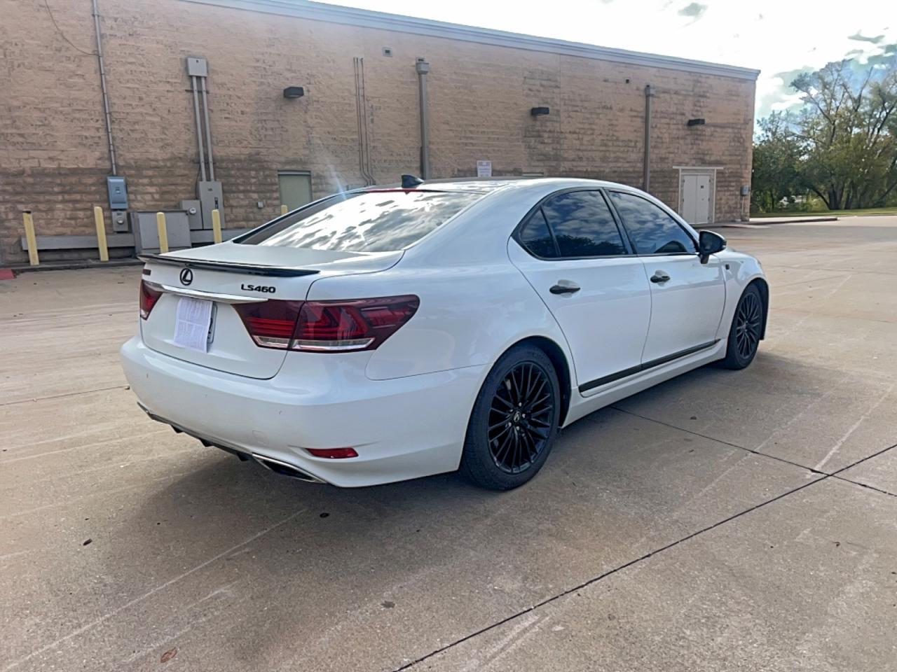 2015 Lexus Ls 460 - Image 4