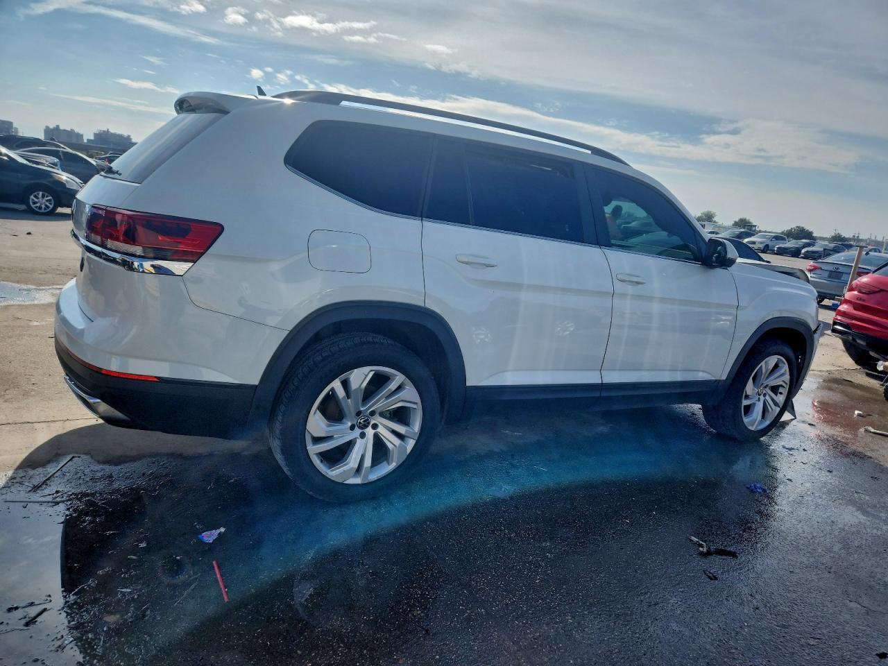 2021 Volkswagen Atlas Se - Фото 3