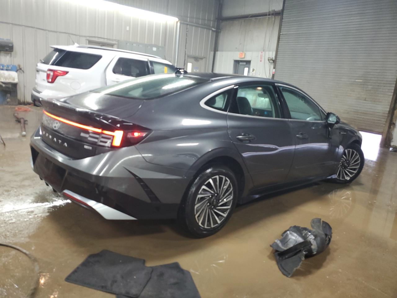 2024 Hyundai Sonata Hybrid - Фото 3