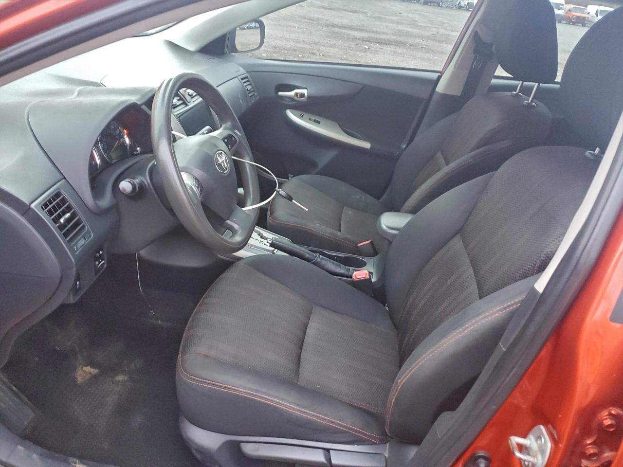 2013 Toyota Corolla Base - Фото 7