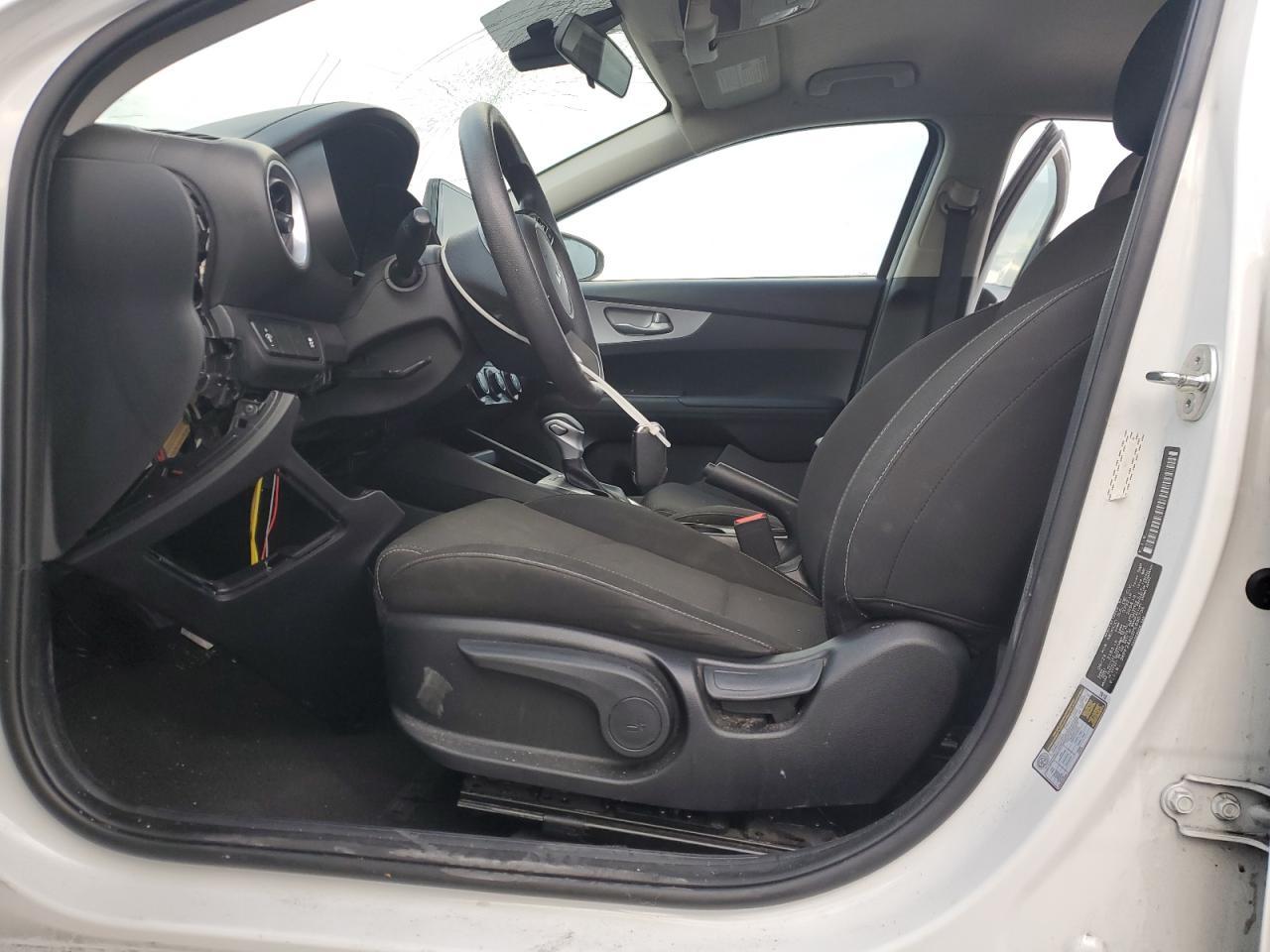 2023 Kia Forte Lx - Фото 7