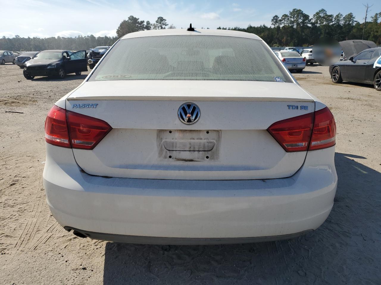 2012 Volkswagen Passat Se - Image 6