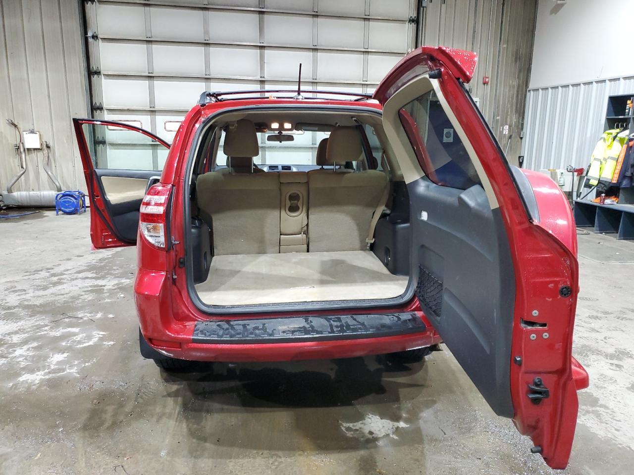 2012 Toyota Rav4 - Фото 6