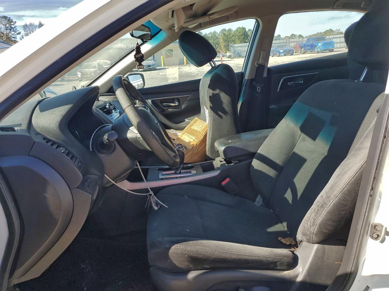 2015 Nissan Altima 2.5 - Image 7