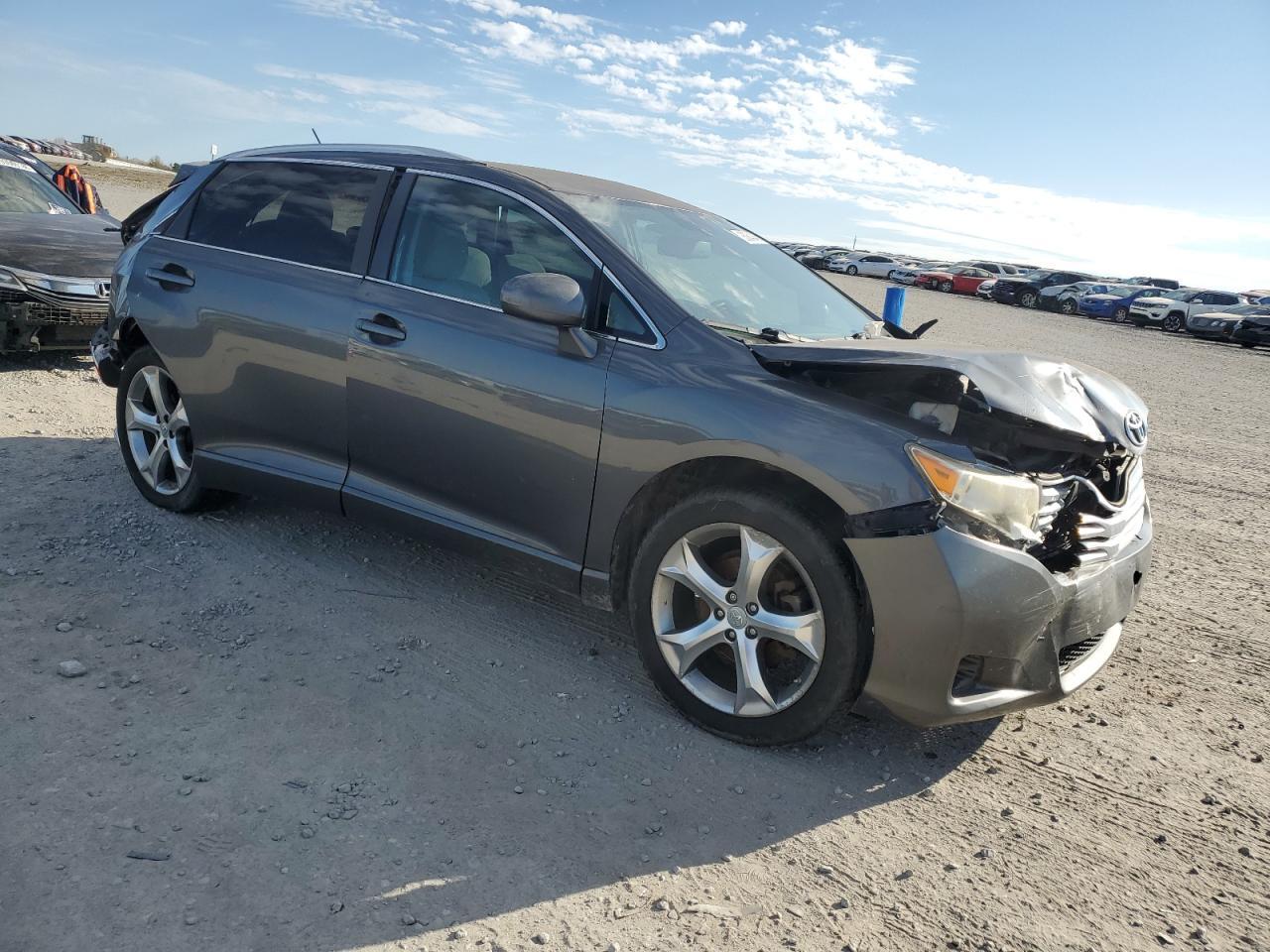 2011 Toyota Venza - Image 4