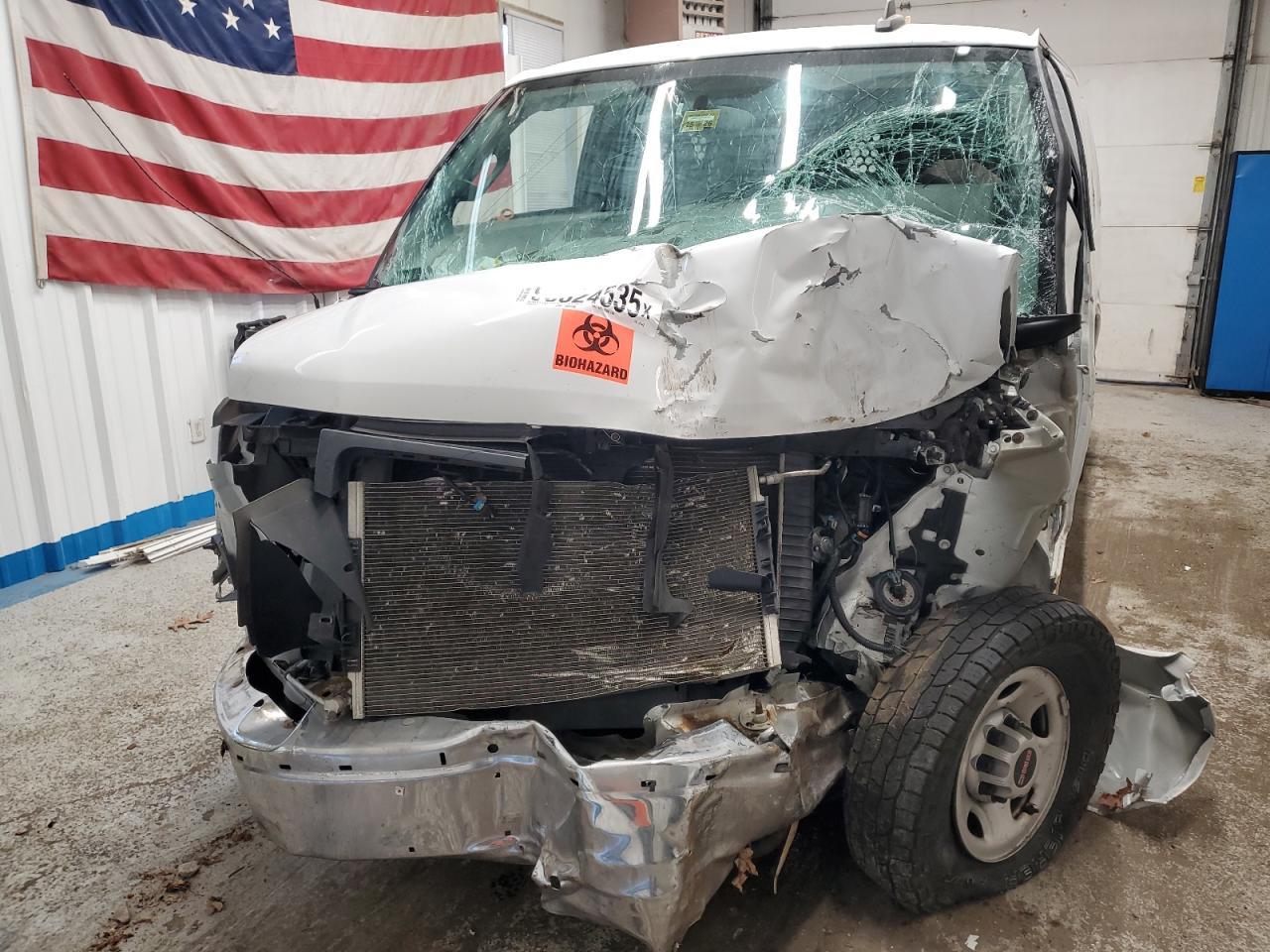 2021 GMC Savana G2500 - Фото 5