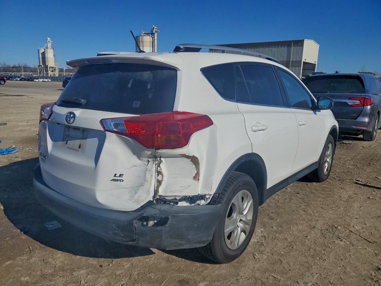 2015 Toyota Rav4 Le - Фото 3