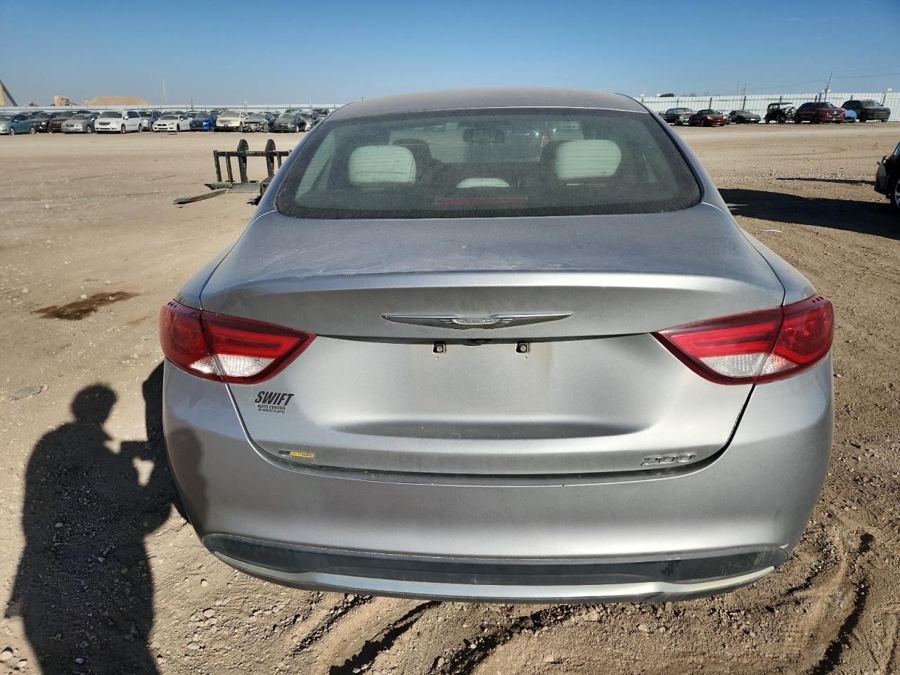 2016 Chrysler 200 Limited - Фото 6