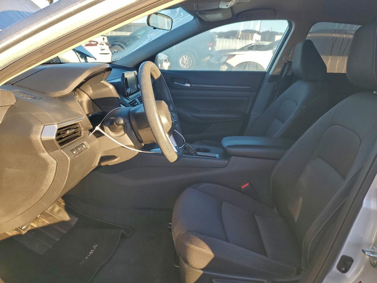 2022 Nissan Altima S - Фото 7