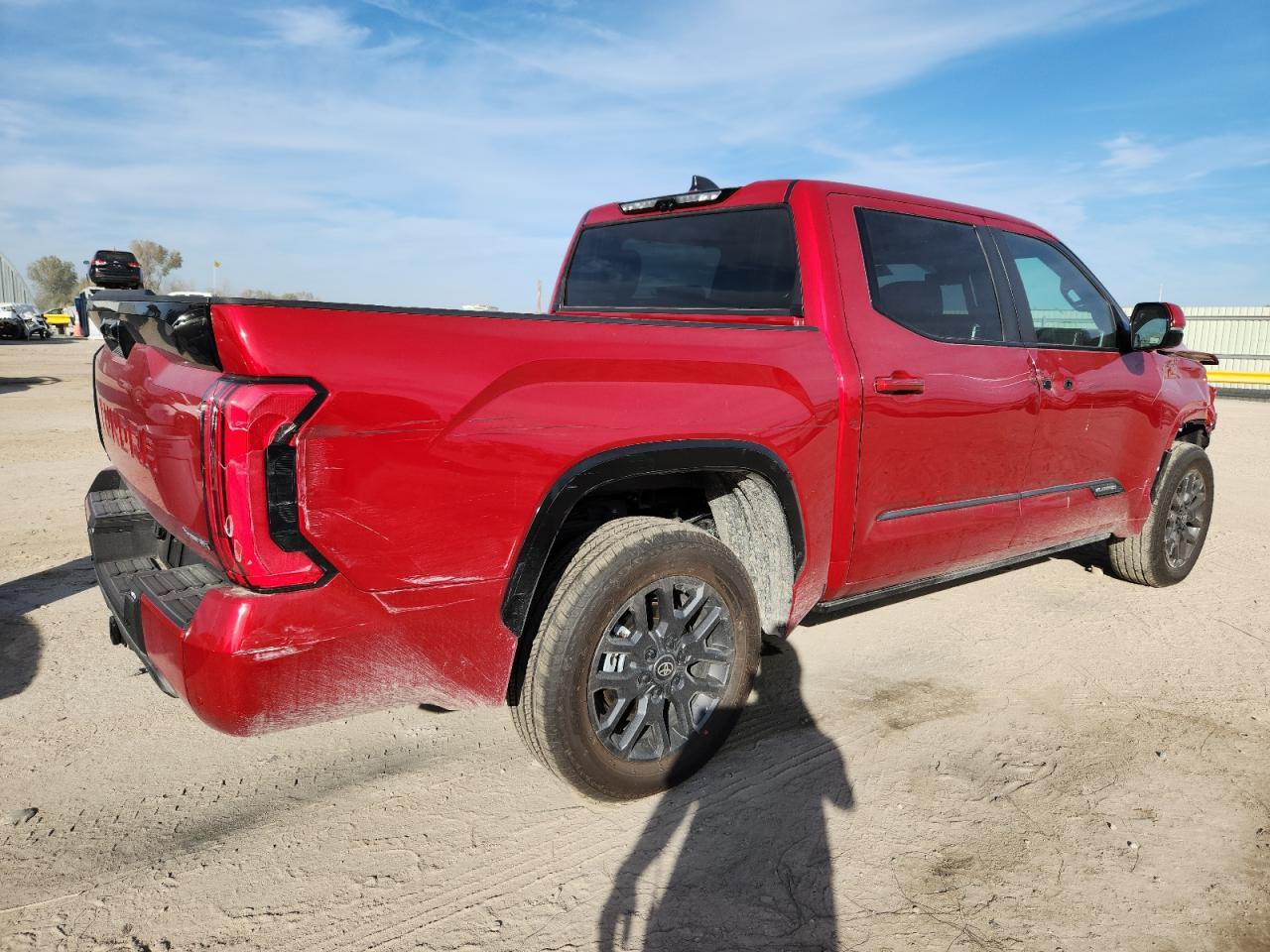 2025 Toyota Tundra Crewmax Platinum - Фото 3