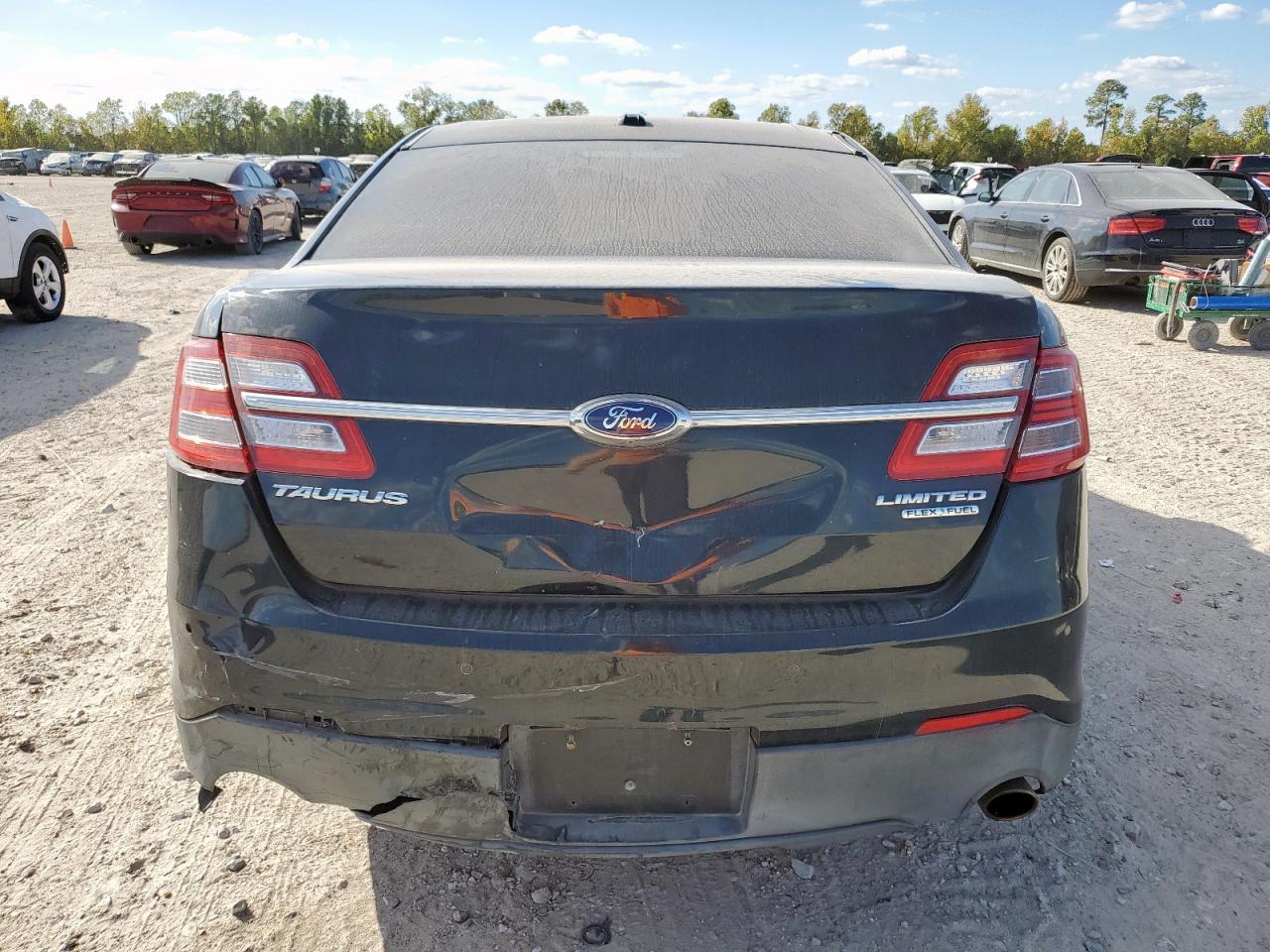 2015 Ford Taurus Limited - Фото 6