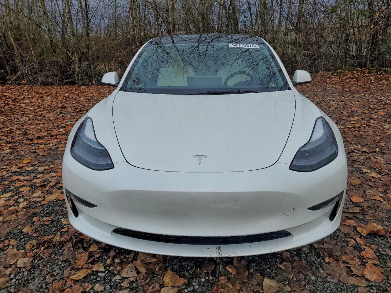 2023 Tesla Model 3 - Image 5