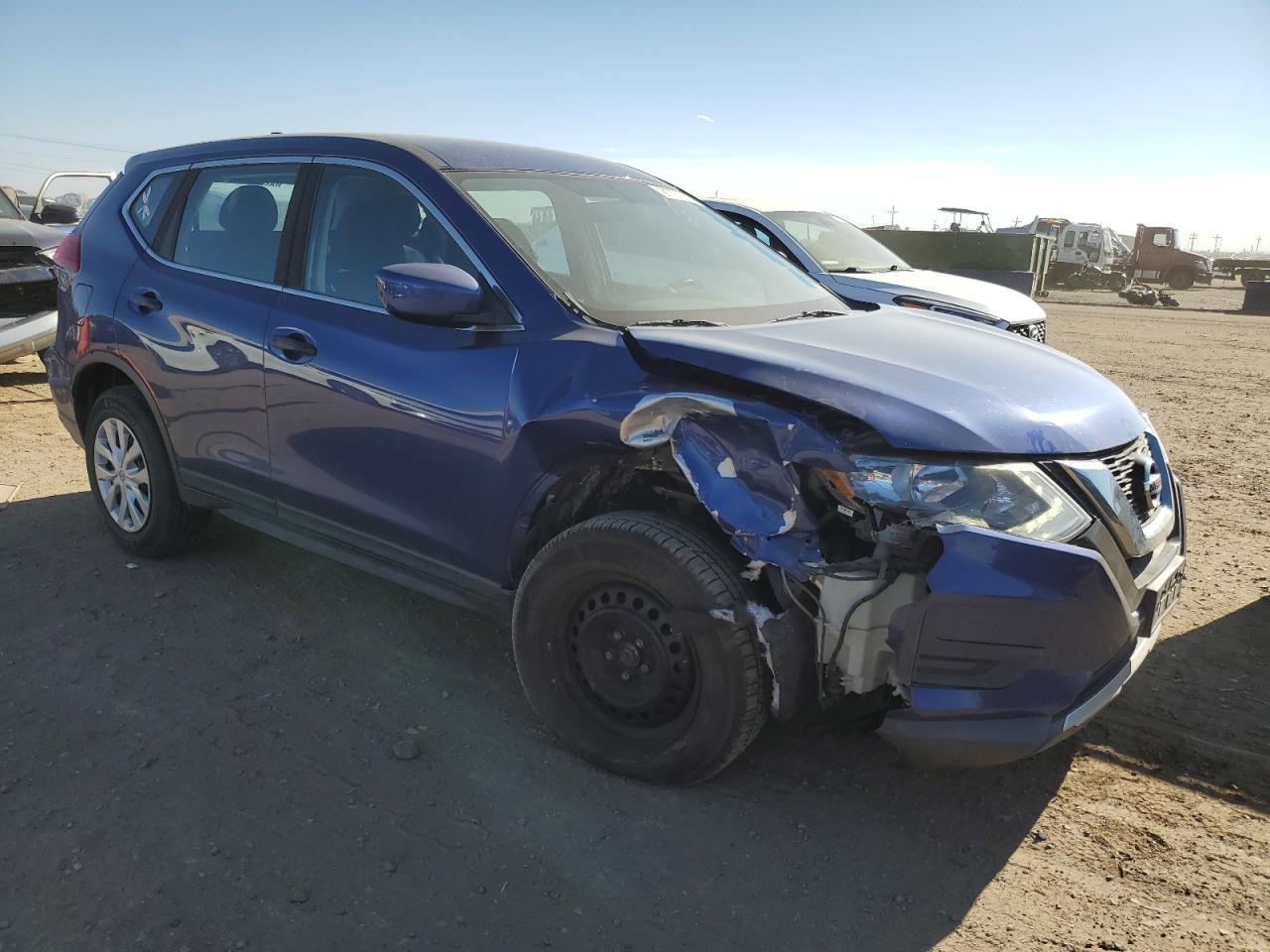 2017 Nissan Rogue S - Фото 4