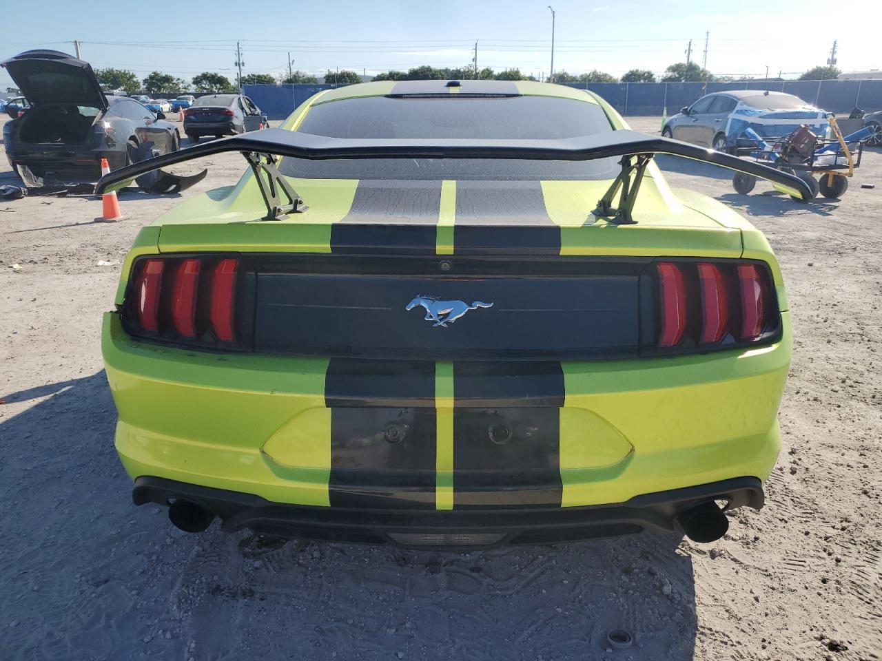 2019 Ford Mustang - Фото 6