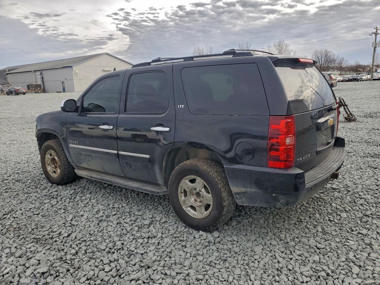 2014 Chevrolet Tahoe K1500 Ltz - Image 2
