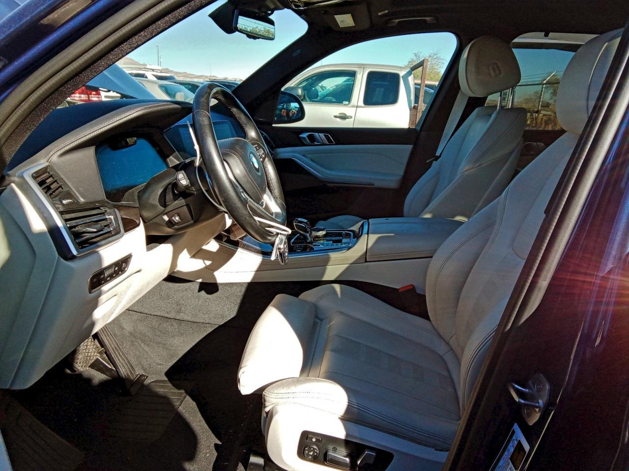 2021 BMW X5 xDrive45E - Фото 7