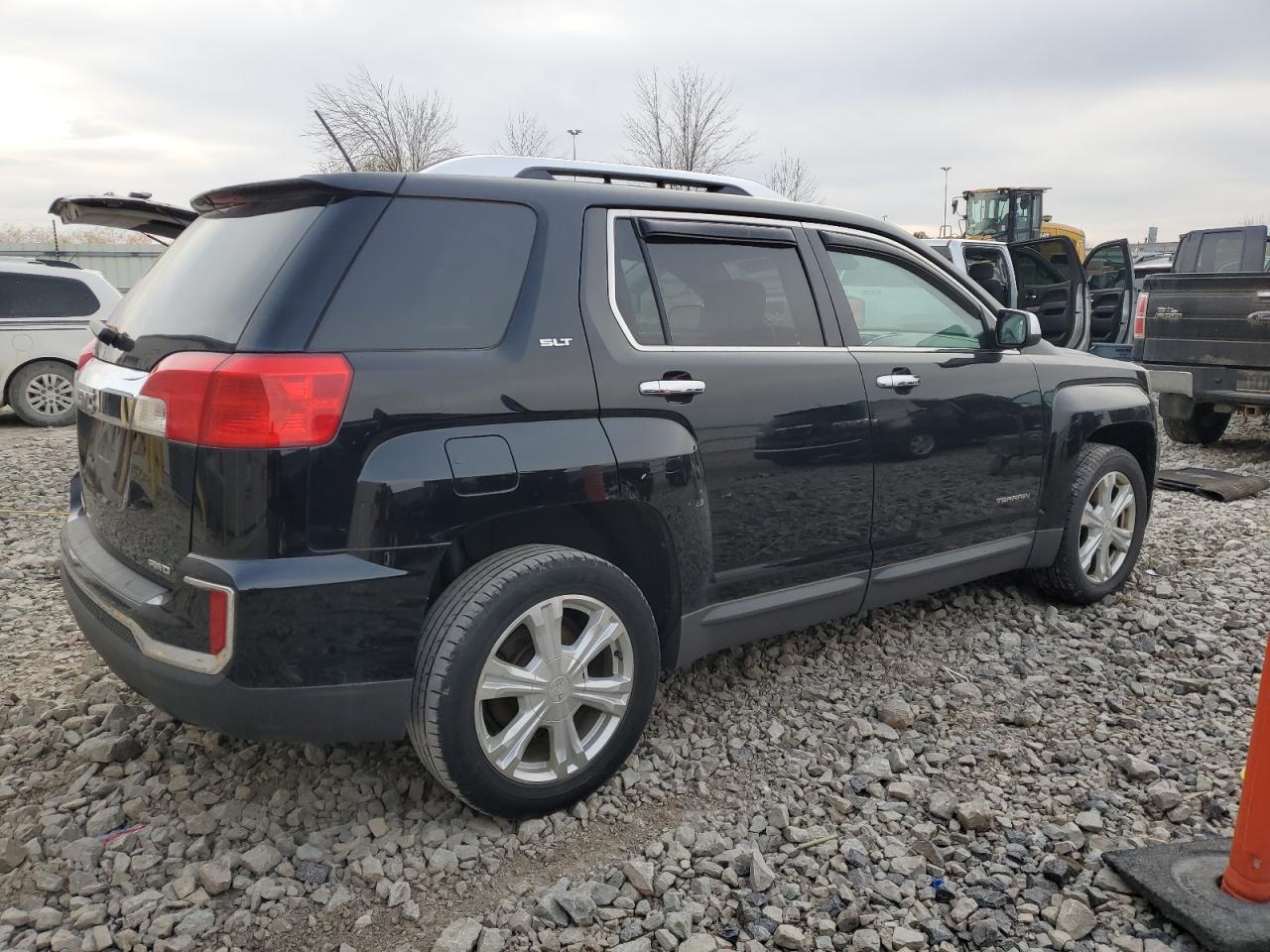 2016 GMC Terrain Slt - Image 3
