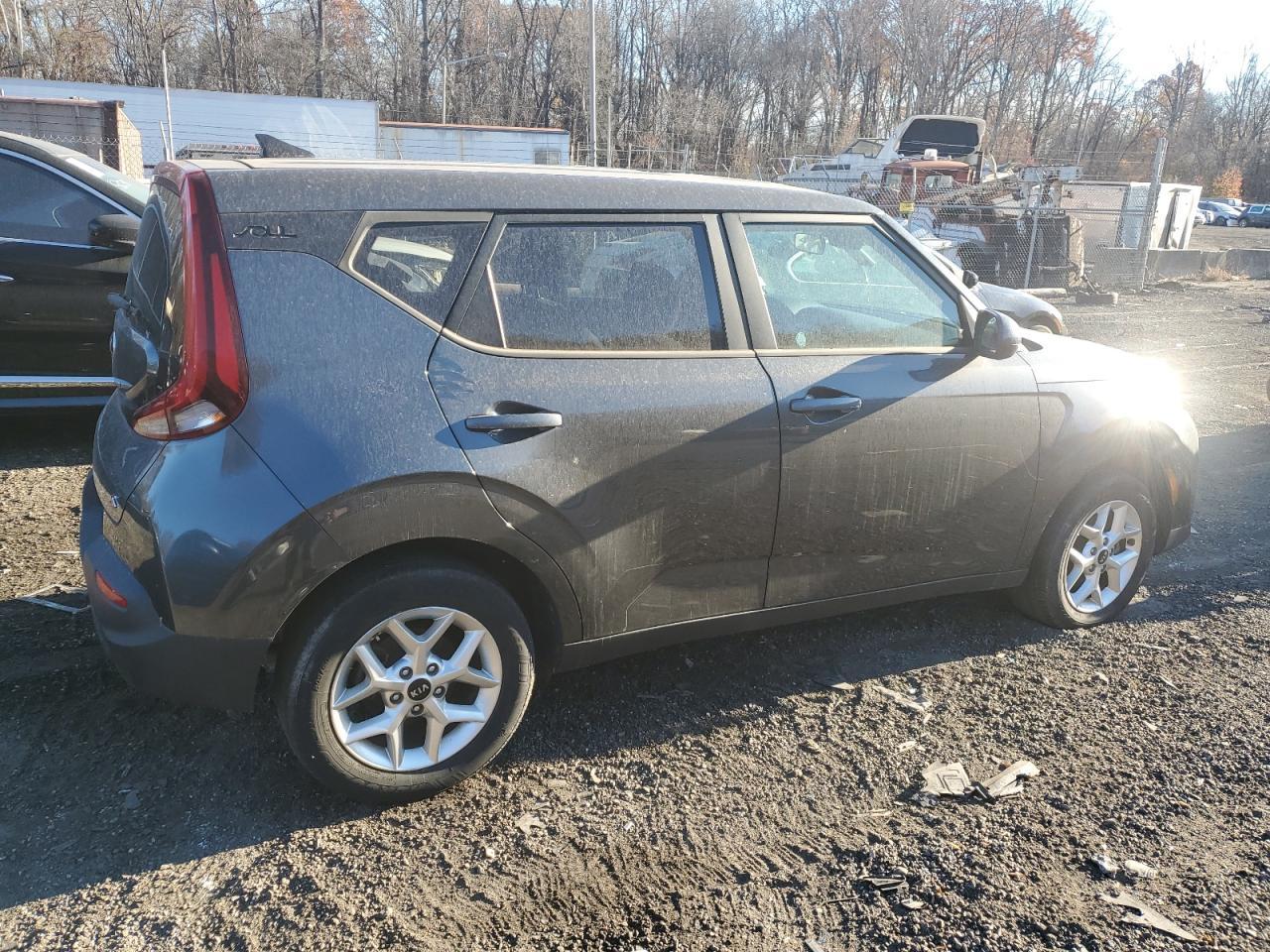 2021 Kia Soul Lx - Image 3