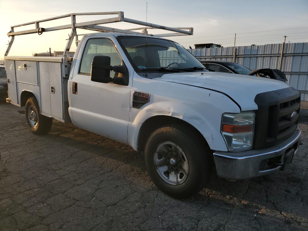 2009 Ford F250 Super Duty Utility / Service Truck - Фото 4