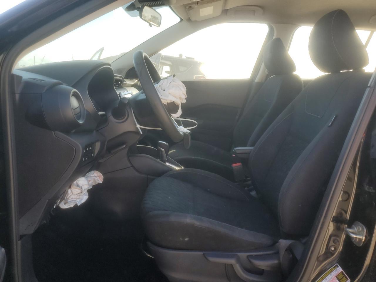 2021 Nissan Kicks S - Фото 7