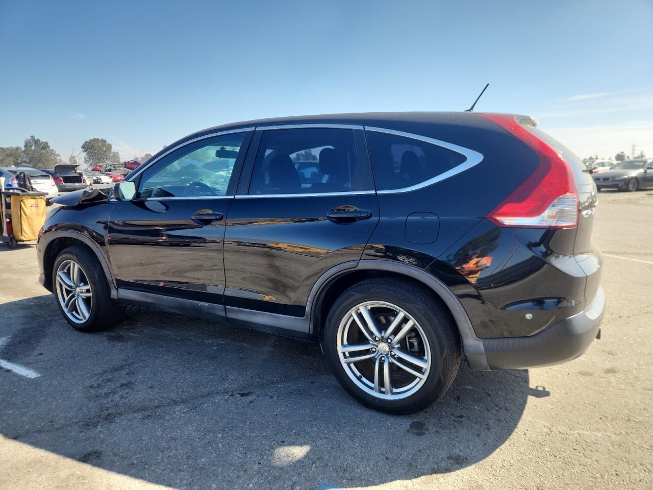 2014 Honda Cr-V Lx - Image 2