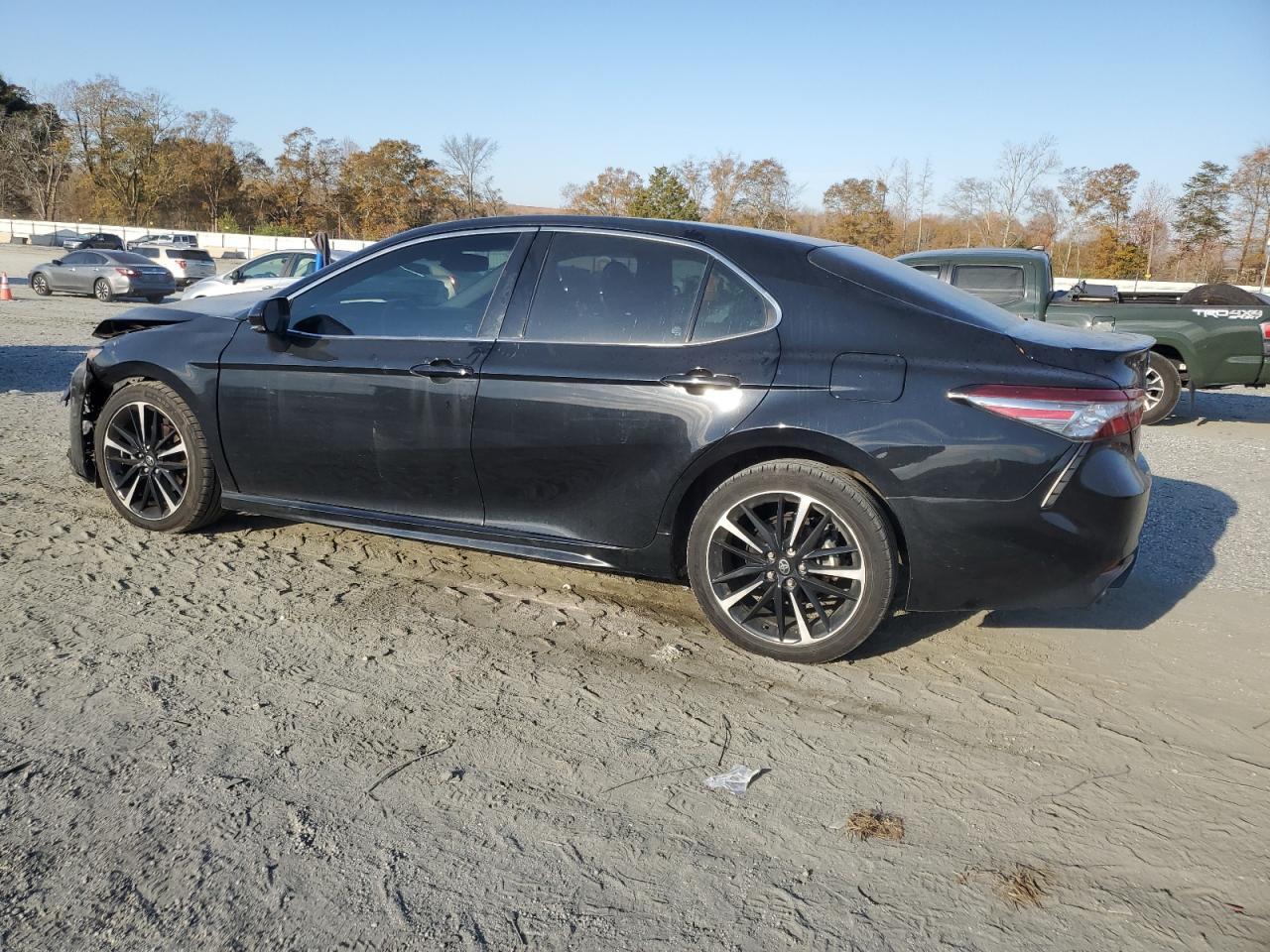 2018 Toyota Camry Xse - Фото 2