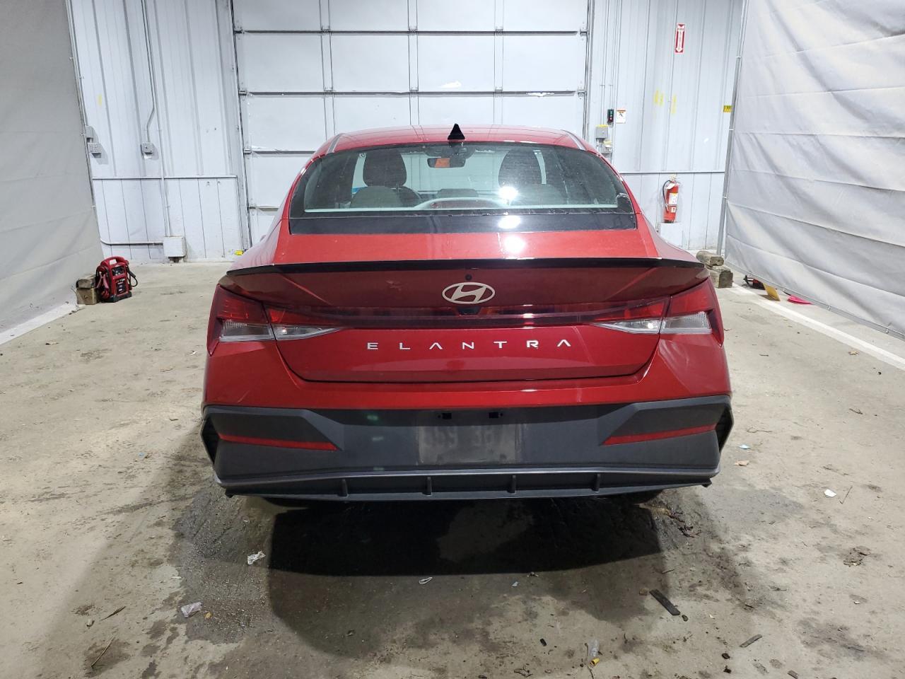 2025 Hyundai Elantra Sel Sport - Фото 6