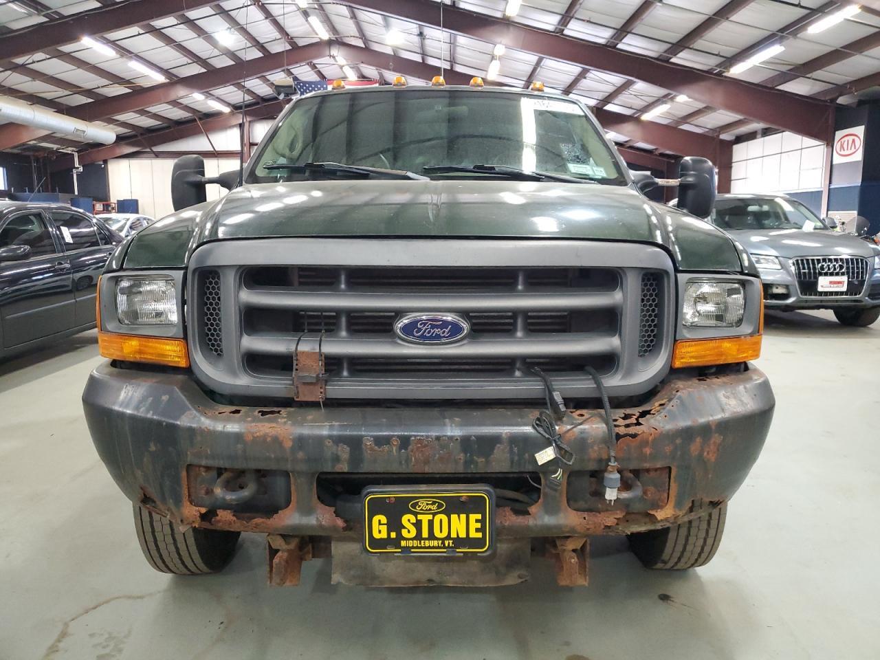 2000 Ford F550 Super Duty - Image 5