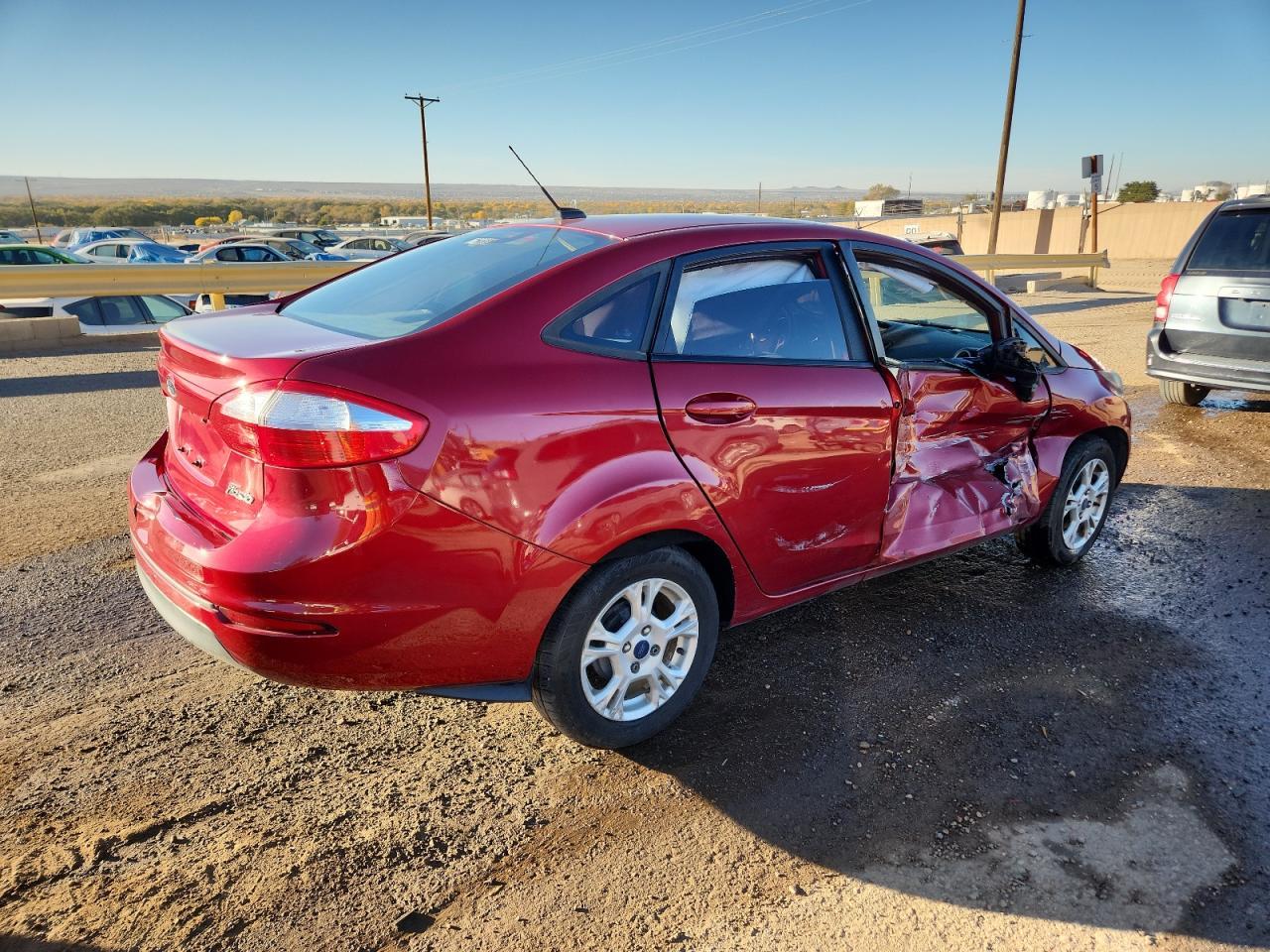 2016 Ford Fiesta Se - Фото 3
