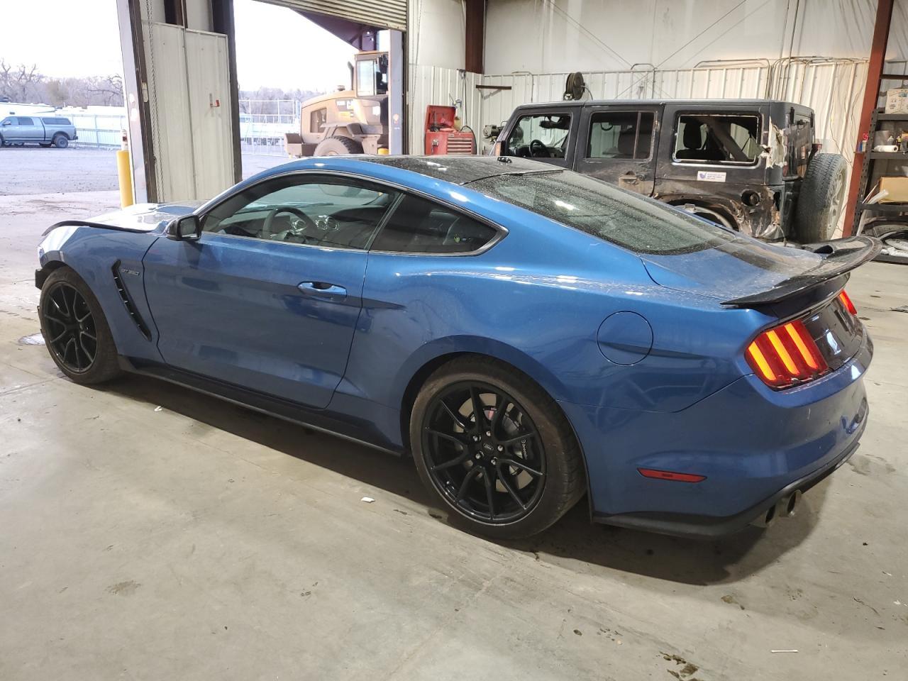 2019 Ford Mustang Shelby Gt350 - Фото 2