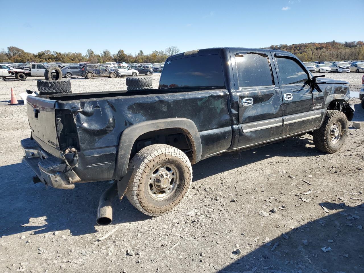 2005 Chevrolet Silverado C2500 Heavy Duty - Фото 3
