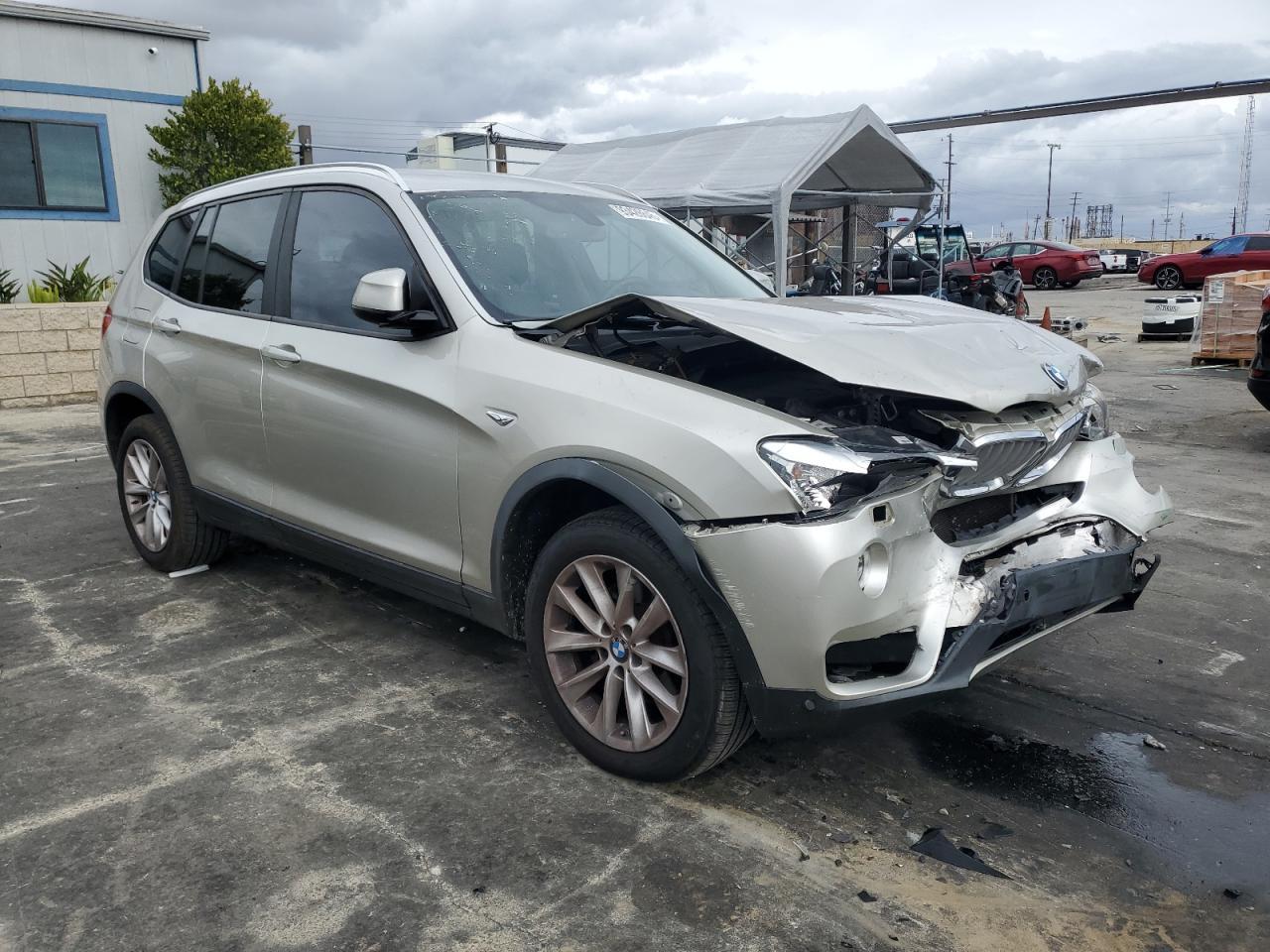 2017 BMW X3 Sdrive28I - Фото 4