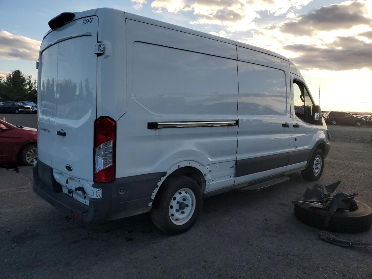 2019 Ford Transit 150 Delivery Van - Фото 3