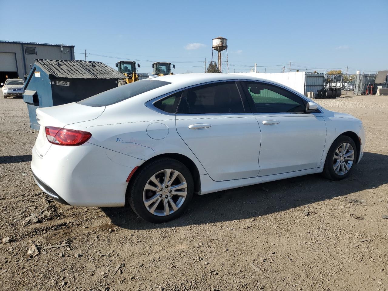 2016 Chrysler 200 Limited - Image 3