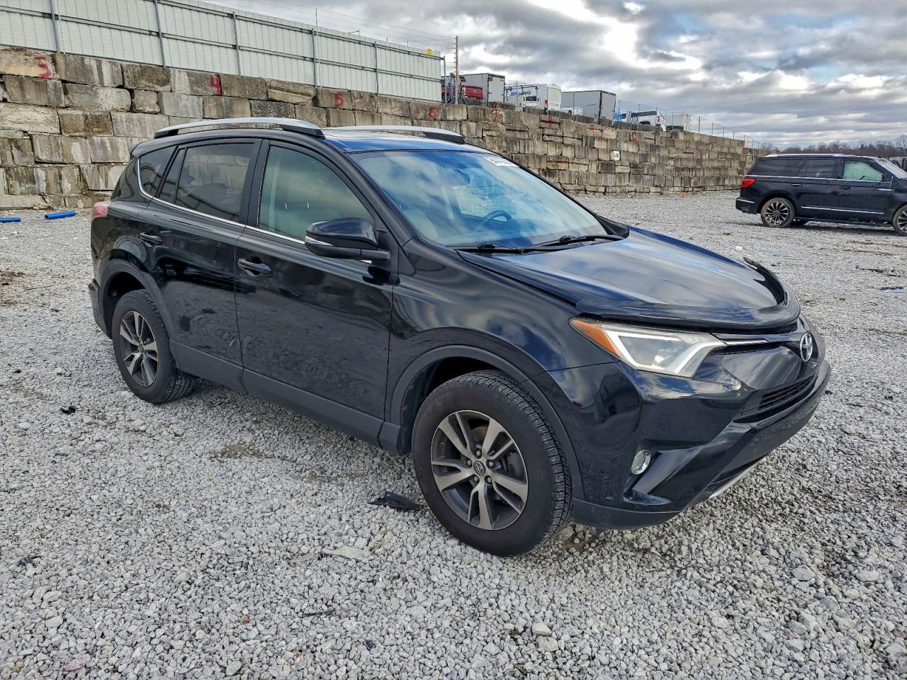 2016 Toyota Rav4 Xle - Фото 4