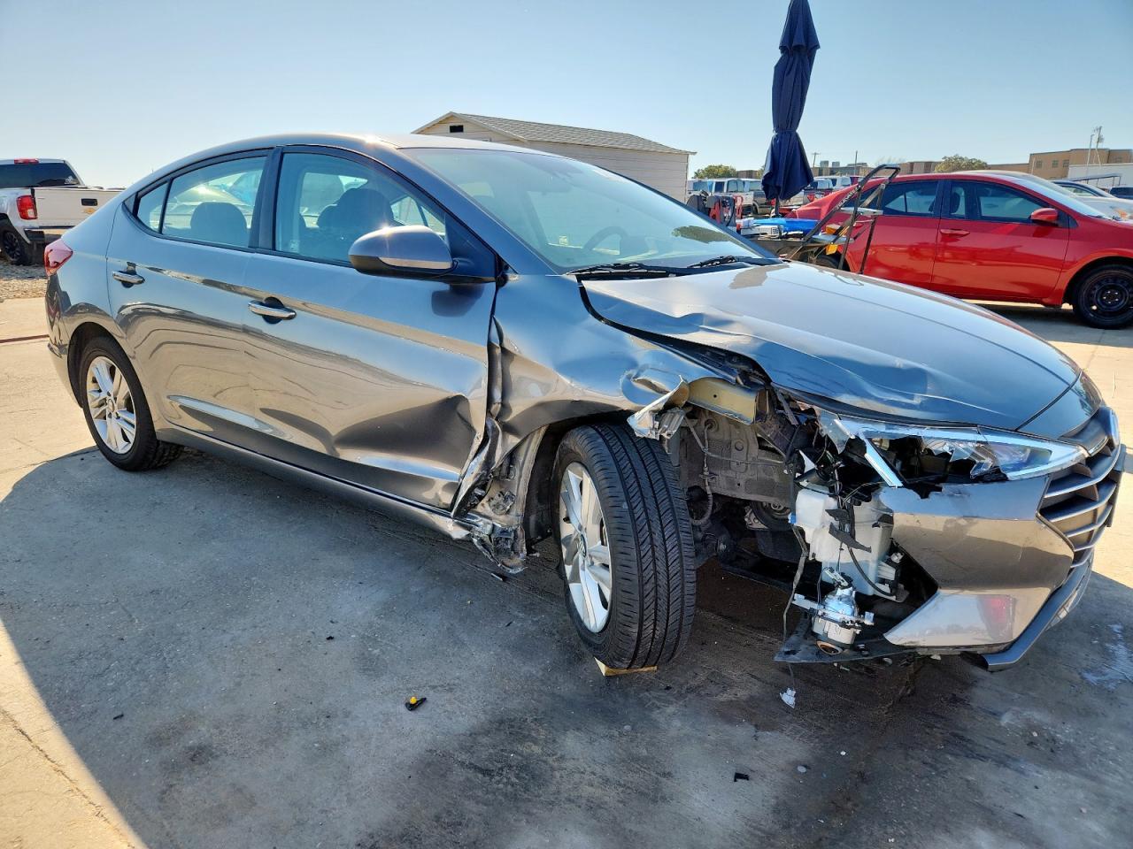 2019 Hyundai Elantra Sel - Image 4