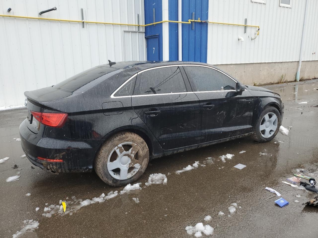 2016 Audi A3 Premium - Фото 3