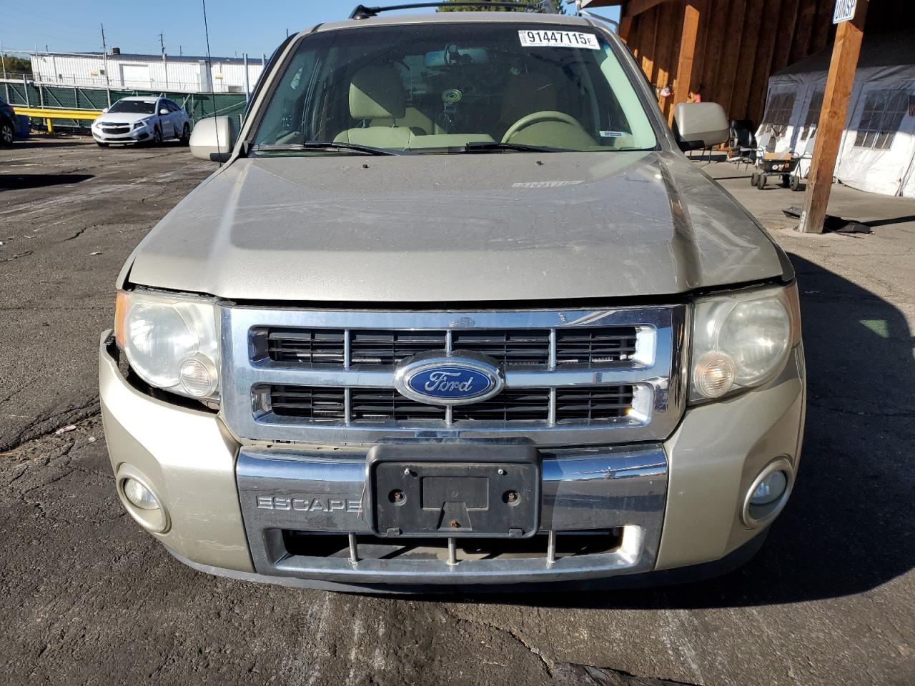 2011 Ford Escape Limited - Image 5